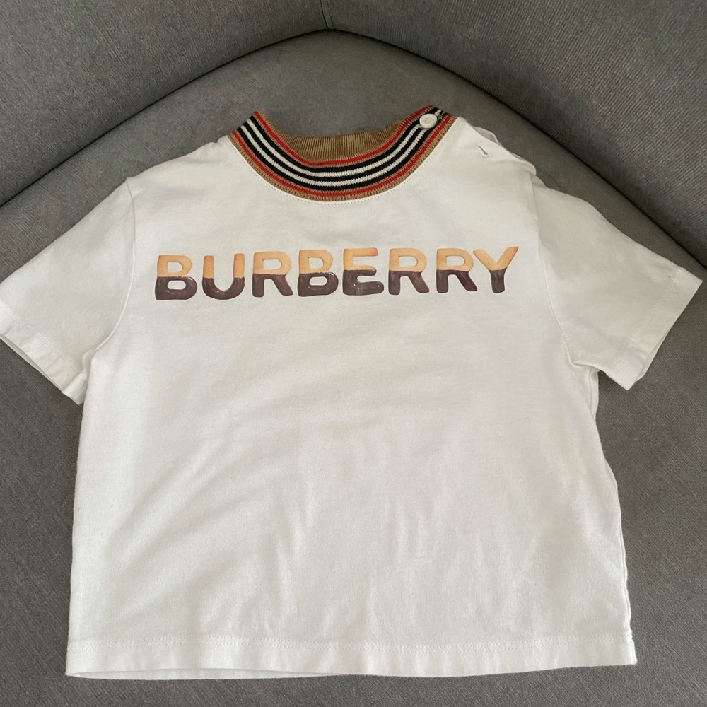 Burberry T-shirt 12 months